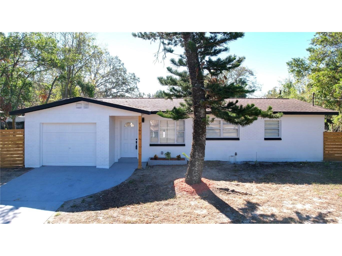 1813 E 109th Avenue Tampa FL 33612 TB8324624 image1