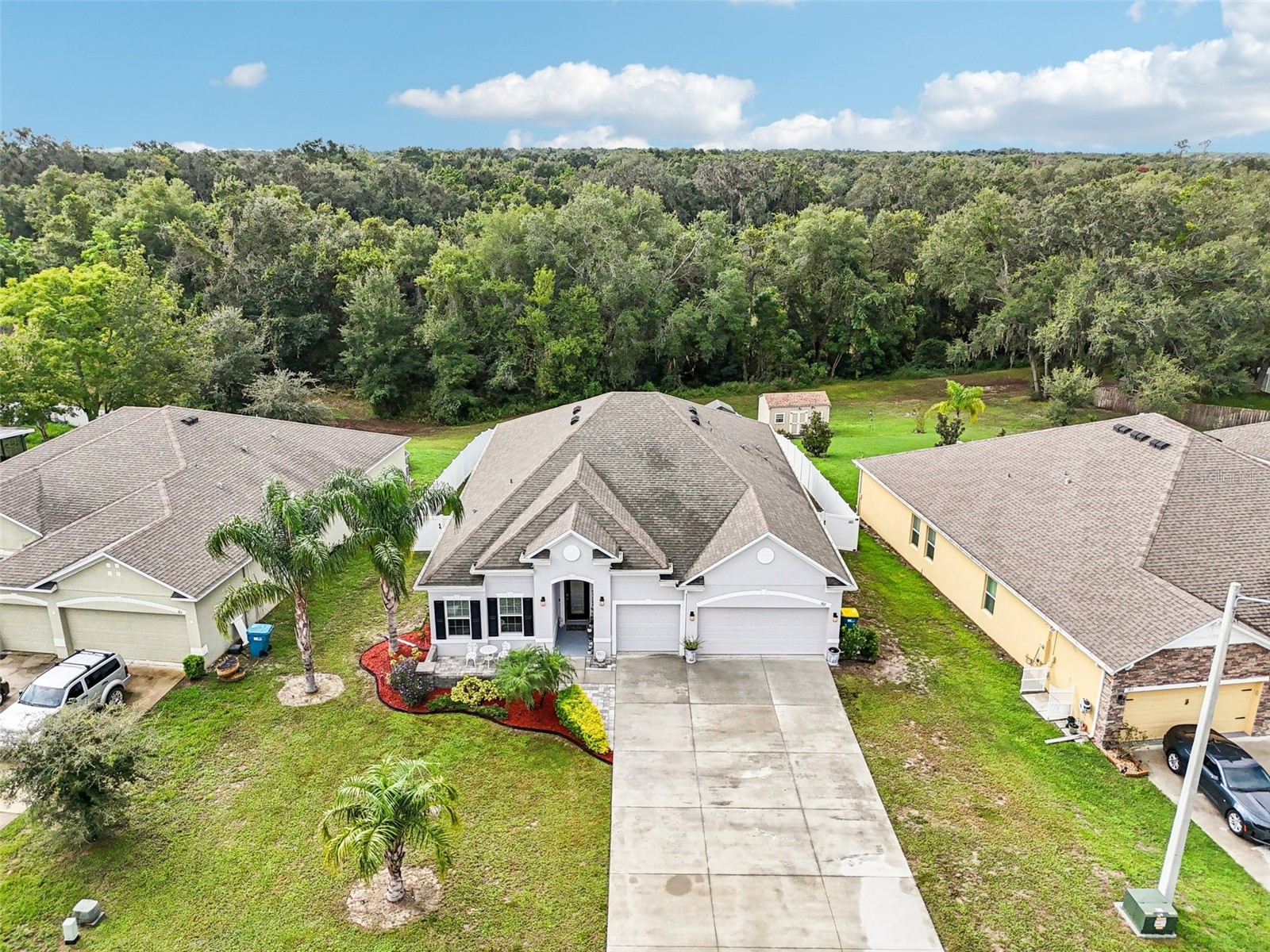 1813 Forest Glen Drive Fruitland Park FL 34731 G5102707 image1