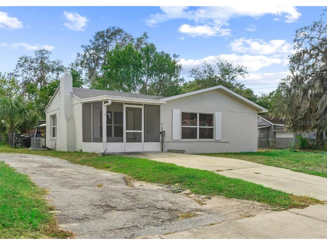 1813 High Street Leesburg FL 34748 OM667429 image1