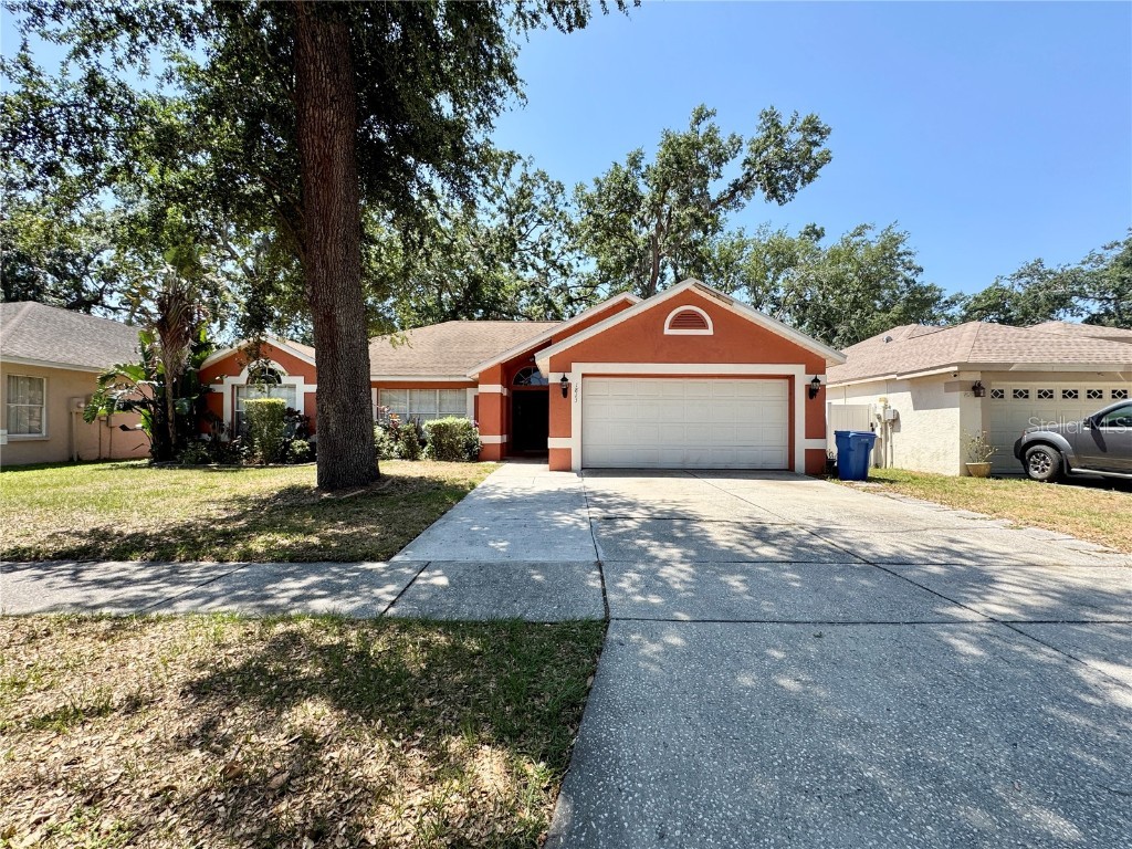 1813 Landside Drive Valrico FL 33594 TB8378479 image1