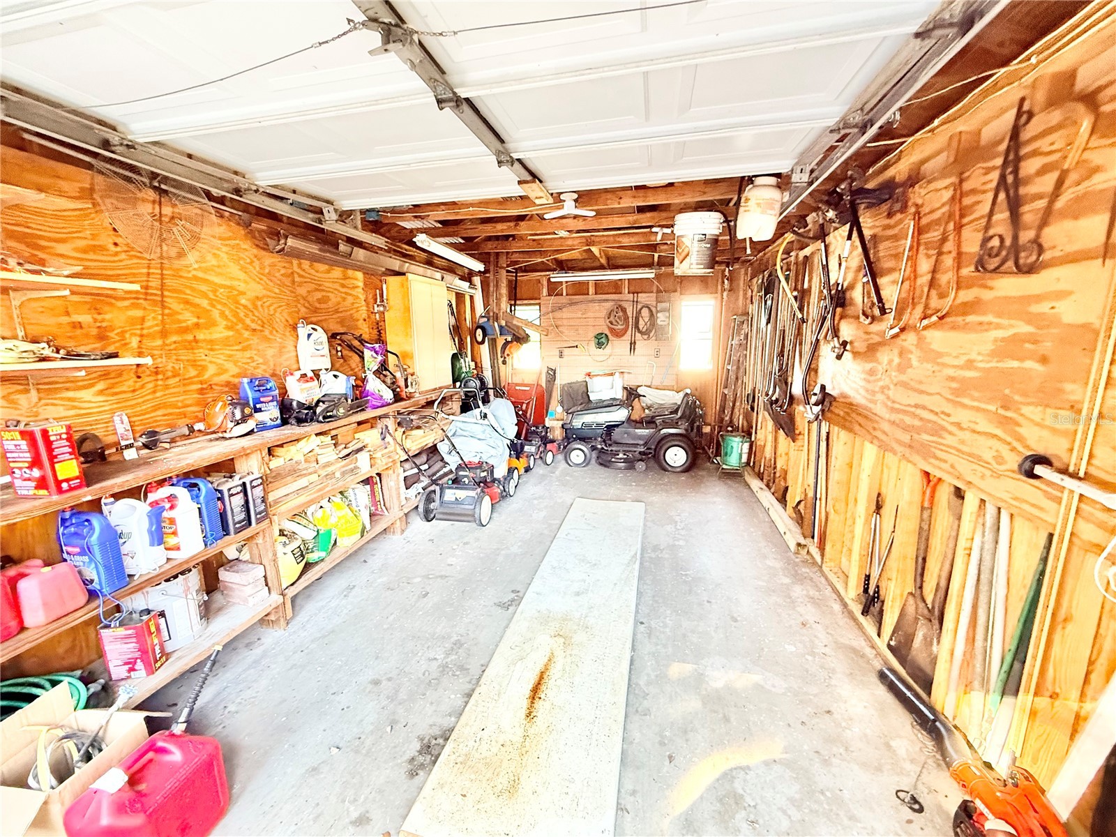 1813 Maine Court Tavares FL 32778 - CANAL TO LAKE EUSTIS G5108746 image35