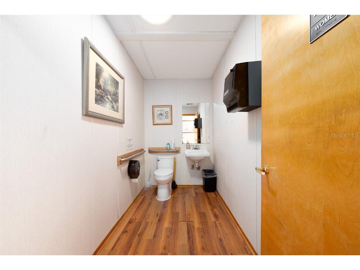 1813 N Dean Road Orlando FL 32817 TB8414732 image21