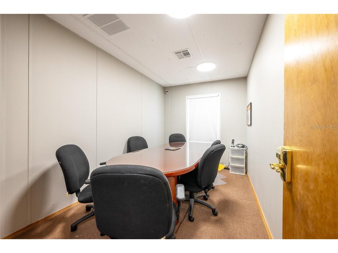 1813 N Dean Road Orlando FL 32817 TB8414732 image22