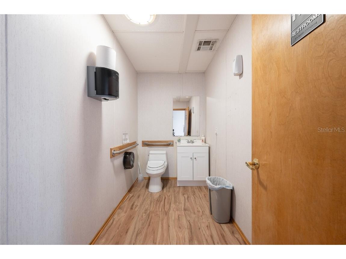 1813 N Dean Road Orlando FL 32817 TB8415169 image16