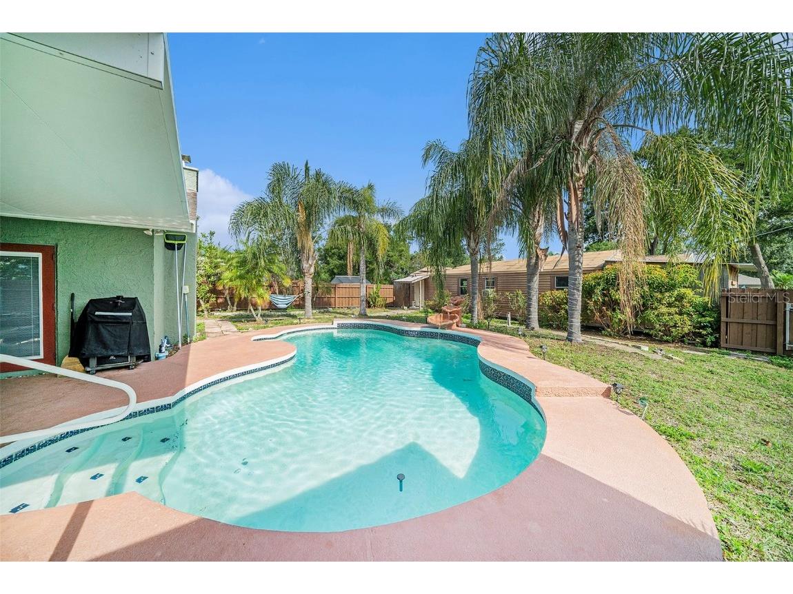 1813 Nova Drive Valrico FL 33596 TB8387243 image2