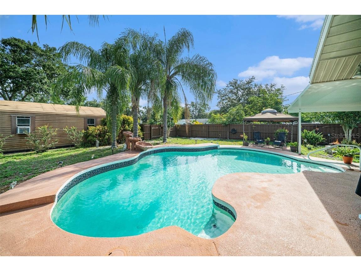 1813 Nova Drive Valrico FL 33596 TB8387243 image3