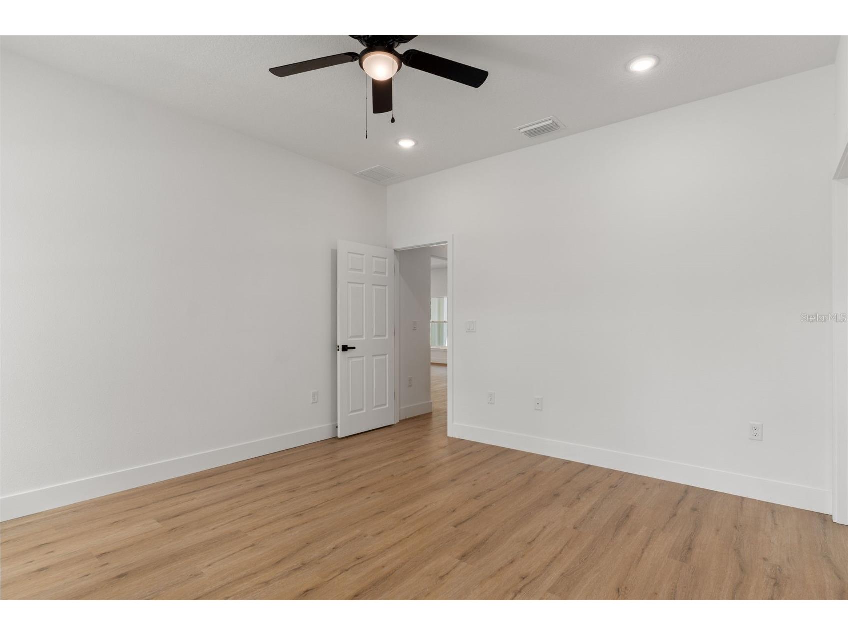 1813 W Hialeah Drive Citrus Springs FL 34434 O6382872 image19