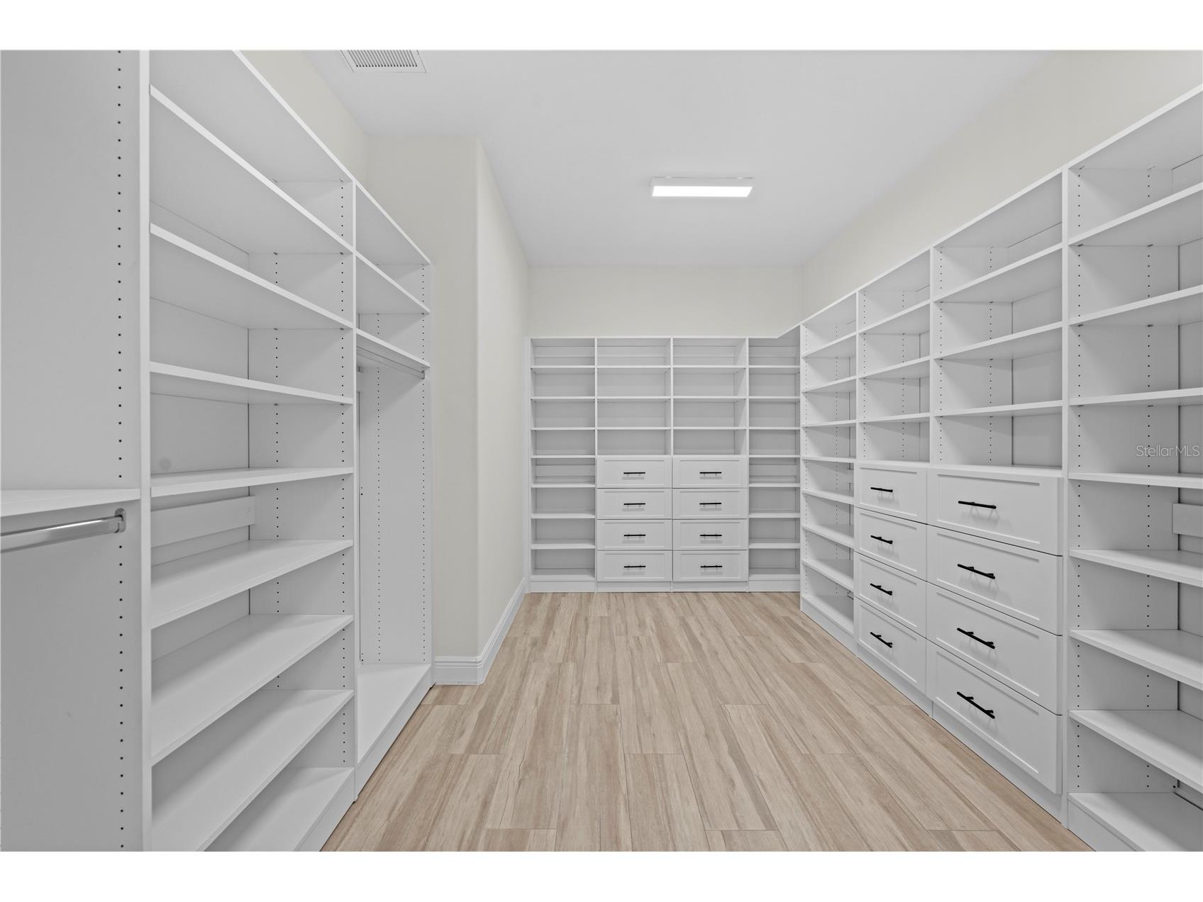 18130 Parrot Road Weeki Wachee FL 34614 TB8515529 image32