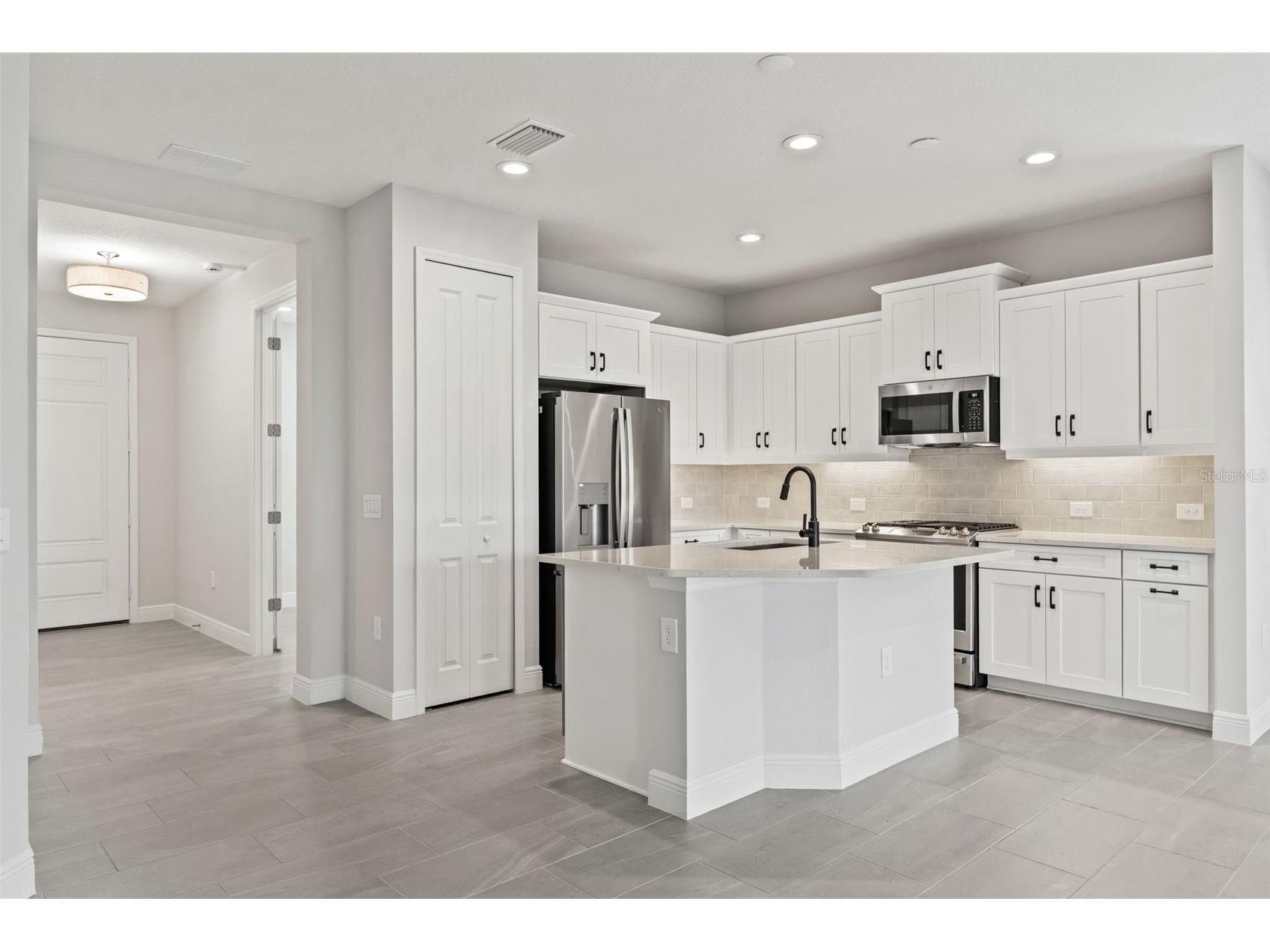 18131 Franklin Park Court Venice FL 34293 TB8510061 image26