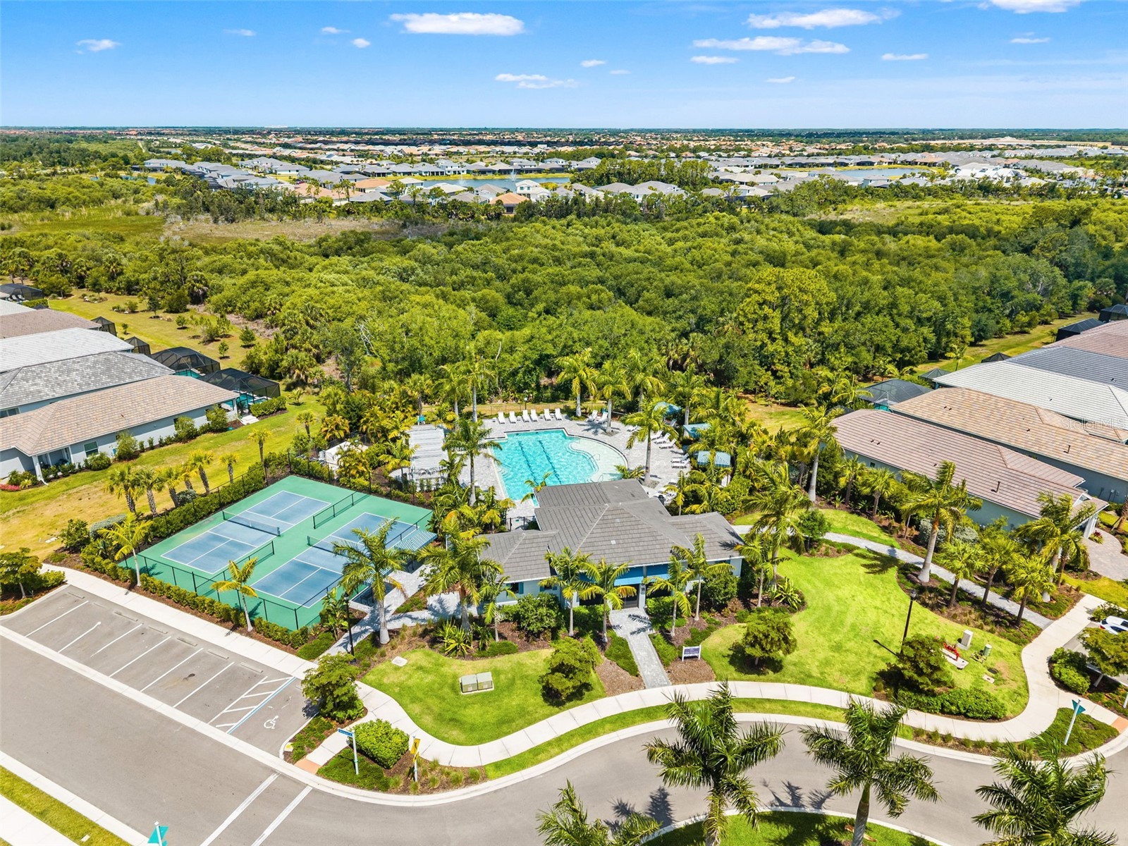 18131 Franklin Park Court Venice FL 34293 TB8510061 image54
