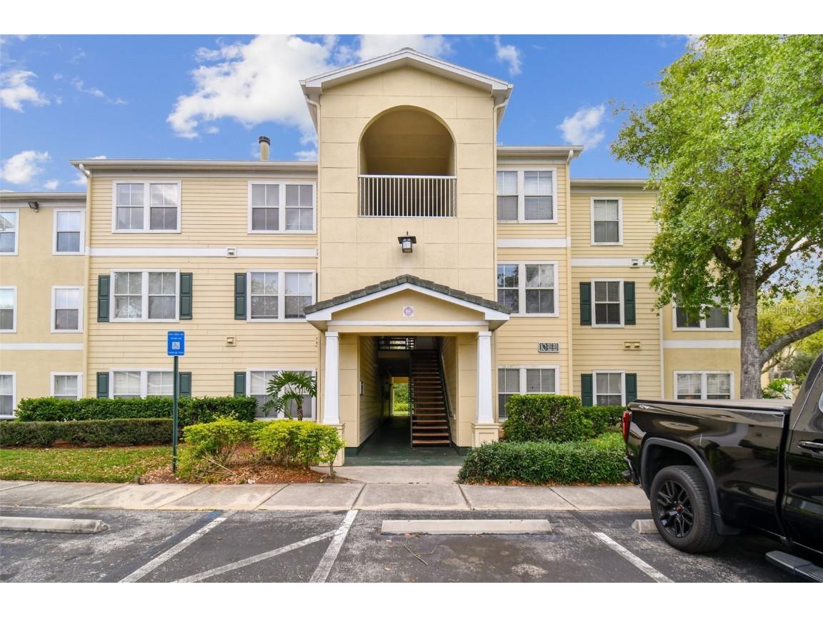 18131 Sterling Gate Circle #18131 Tampa FL 33647 T3433131 image1