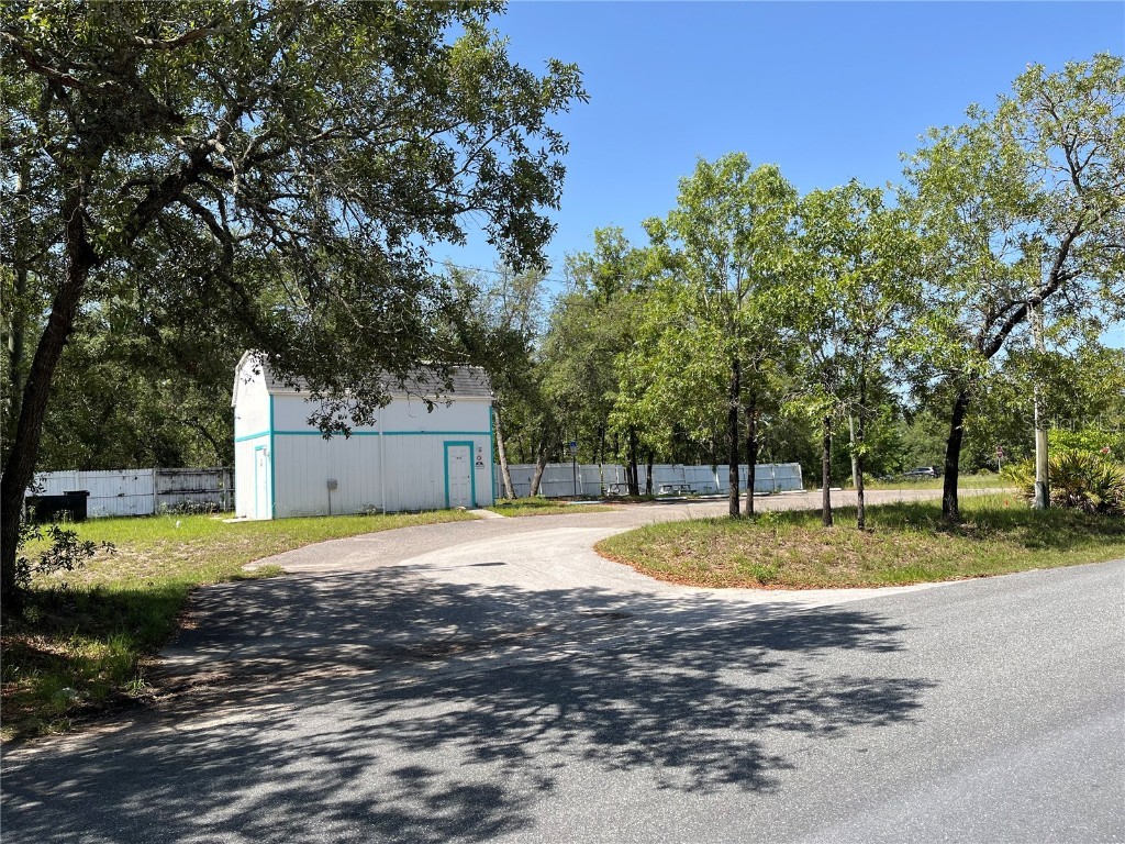 18132 Commercial Way Weeki Wachee FL 34614 W7877158 image11