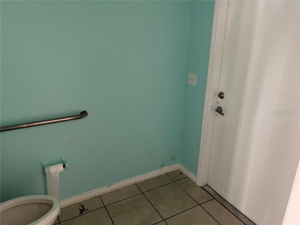 18132 Commercial Way Weeki Wachee FL 34614 W7877158 image17