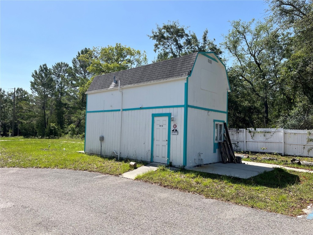 18132 Commercial Way Weeki Wachee FL 34614 W7877158 image3