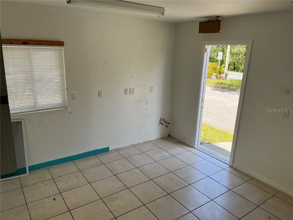 18132 Commercial Way Weeki Wachee FL 34614 W7877158 image5