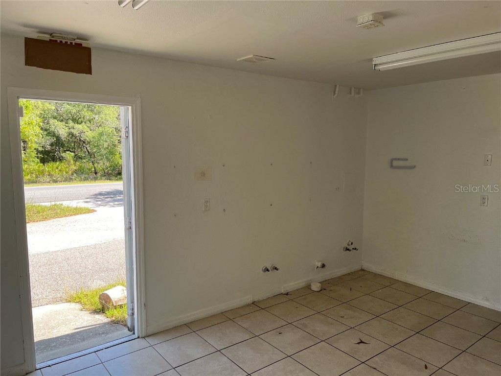 18132 Commercial Way Weeki Wachee FL 34614 W7877158 image7