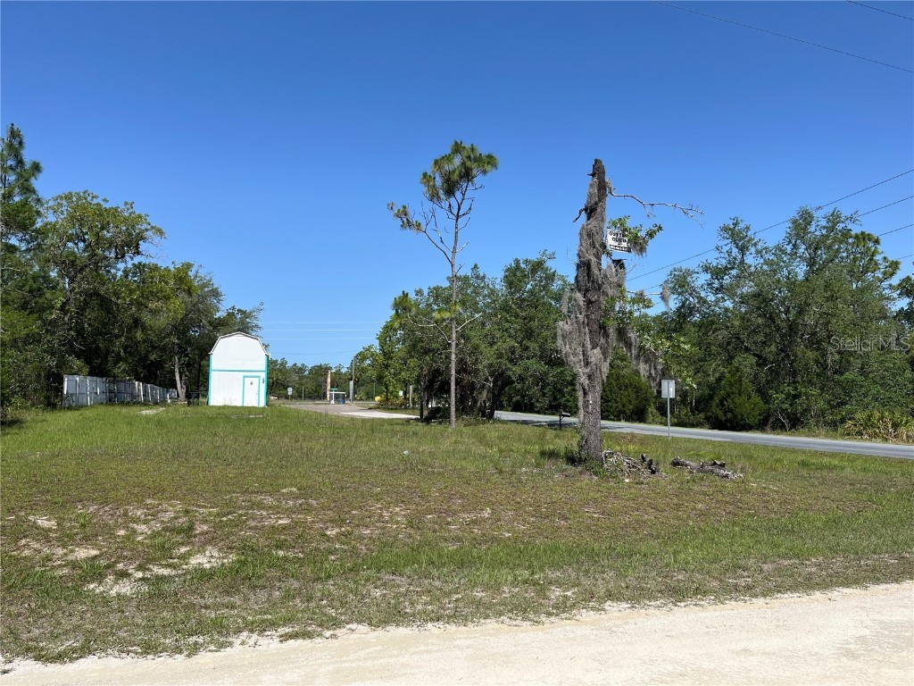 18132 Commercial Way Weeki Wachee FL 34614 W7877158 image9