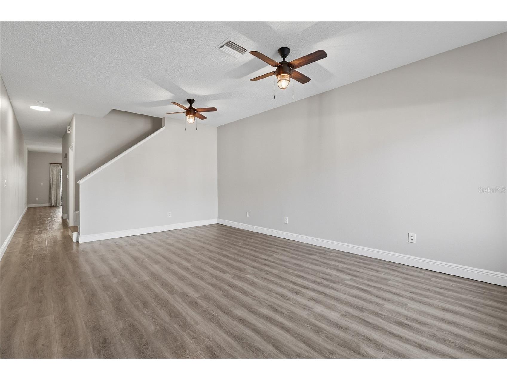 18133 Paradise Point Drive Tampa FL 33647 TB8471923 image6