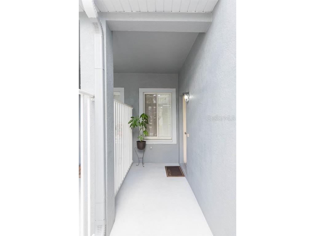 18136 Nassau Point Drive Tampa FL 33647 TB8402068 image3