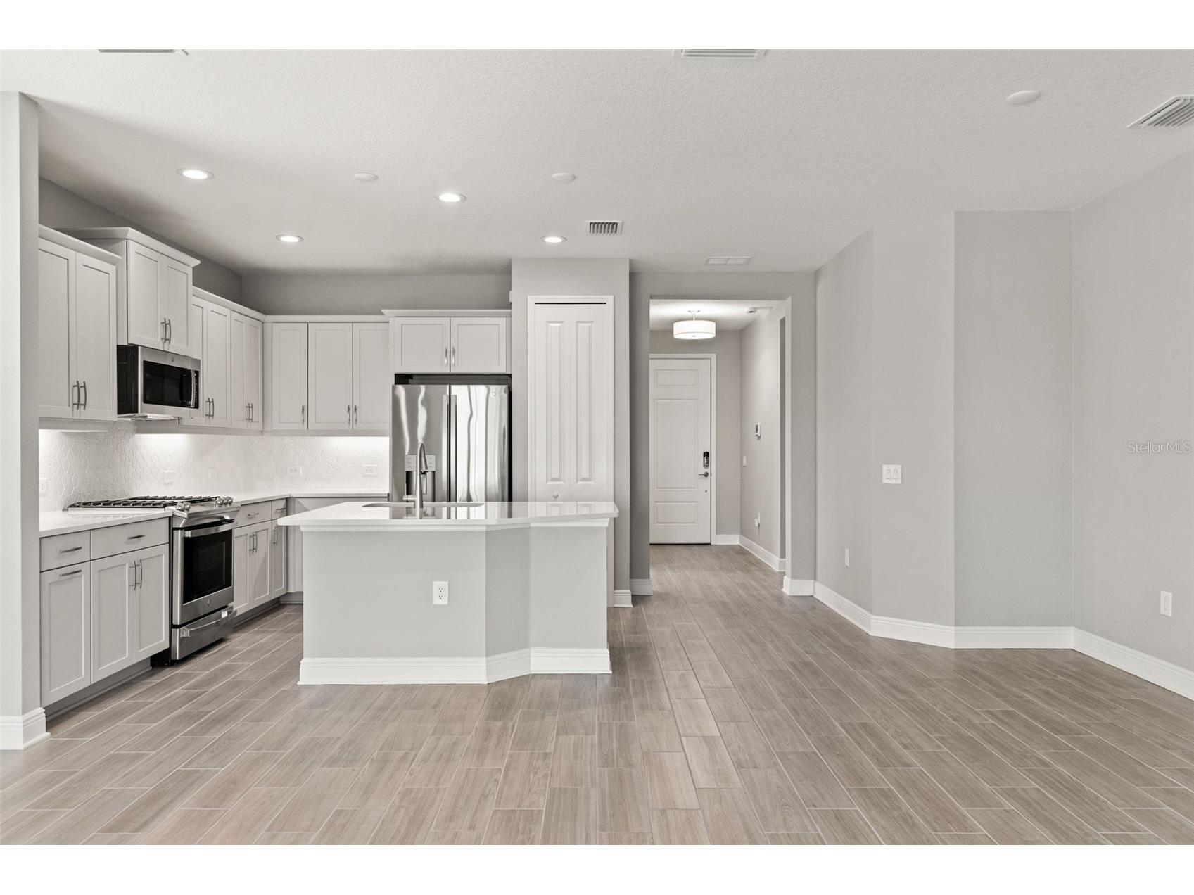 18137 Franklin Park Court Venice FL 34293 TB8510059 image23