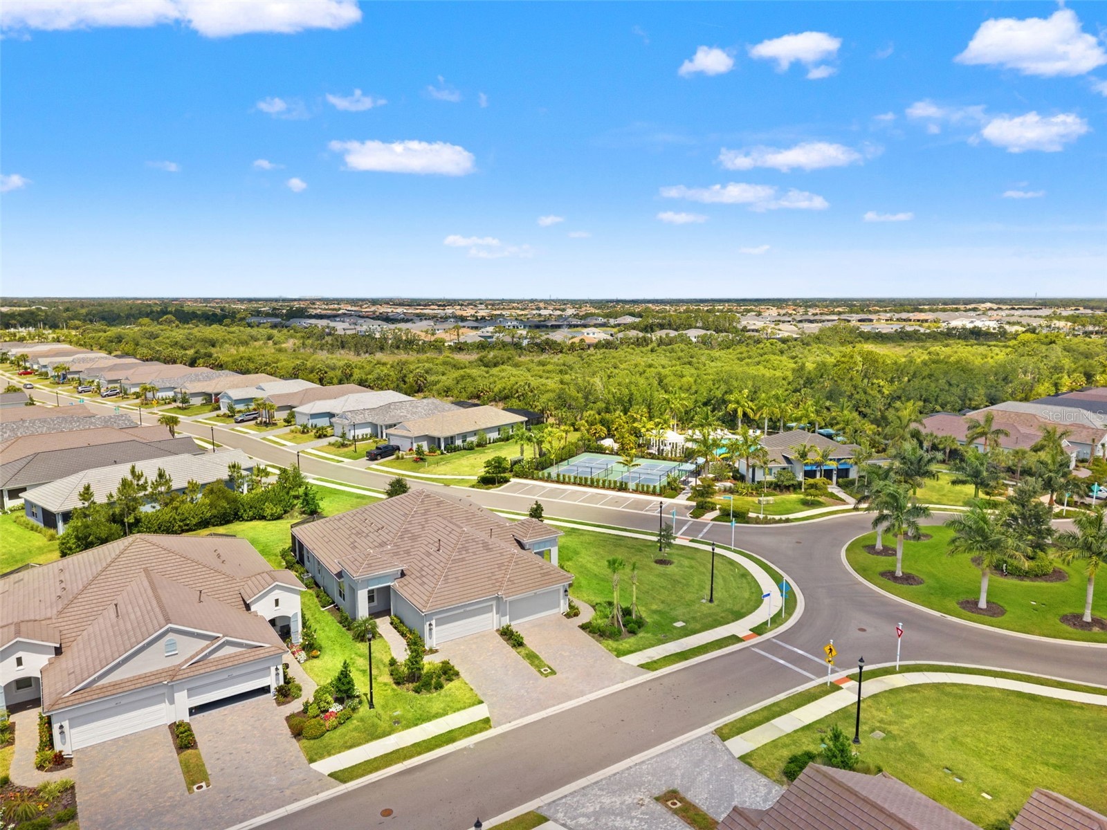 18137 Franklin Park Court Venice FL 34293 TB8510059 image48