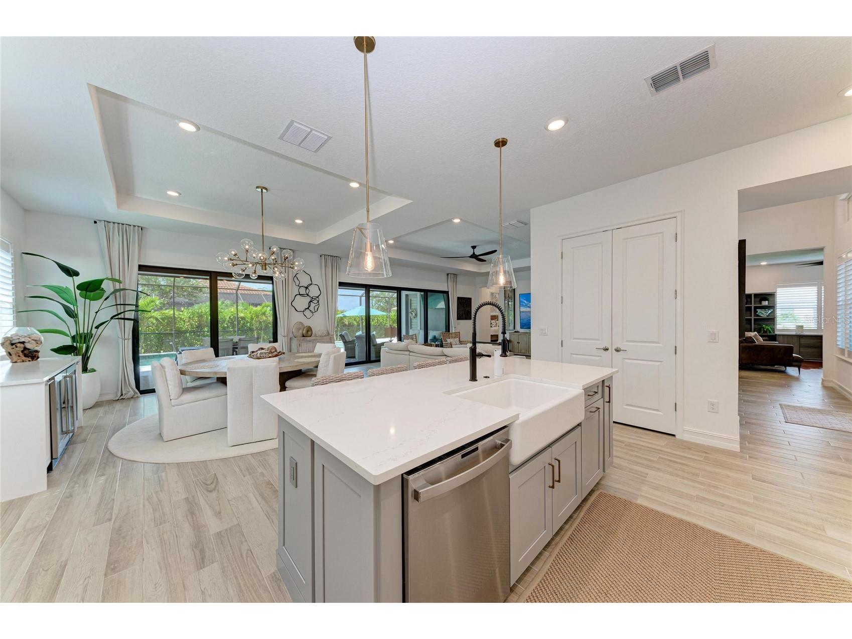 1814 5th St E Palmetto FL 34221 A4694804 image19