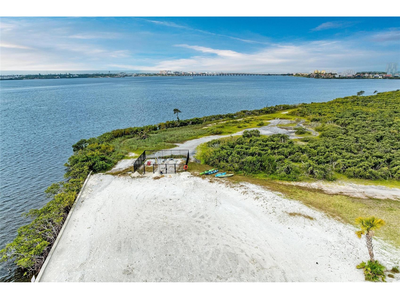 1814 5th St E Palmetto FL 34221 A4694804 image83