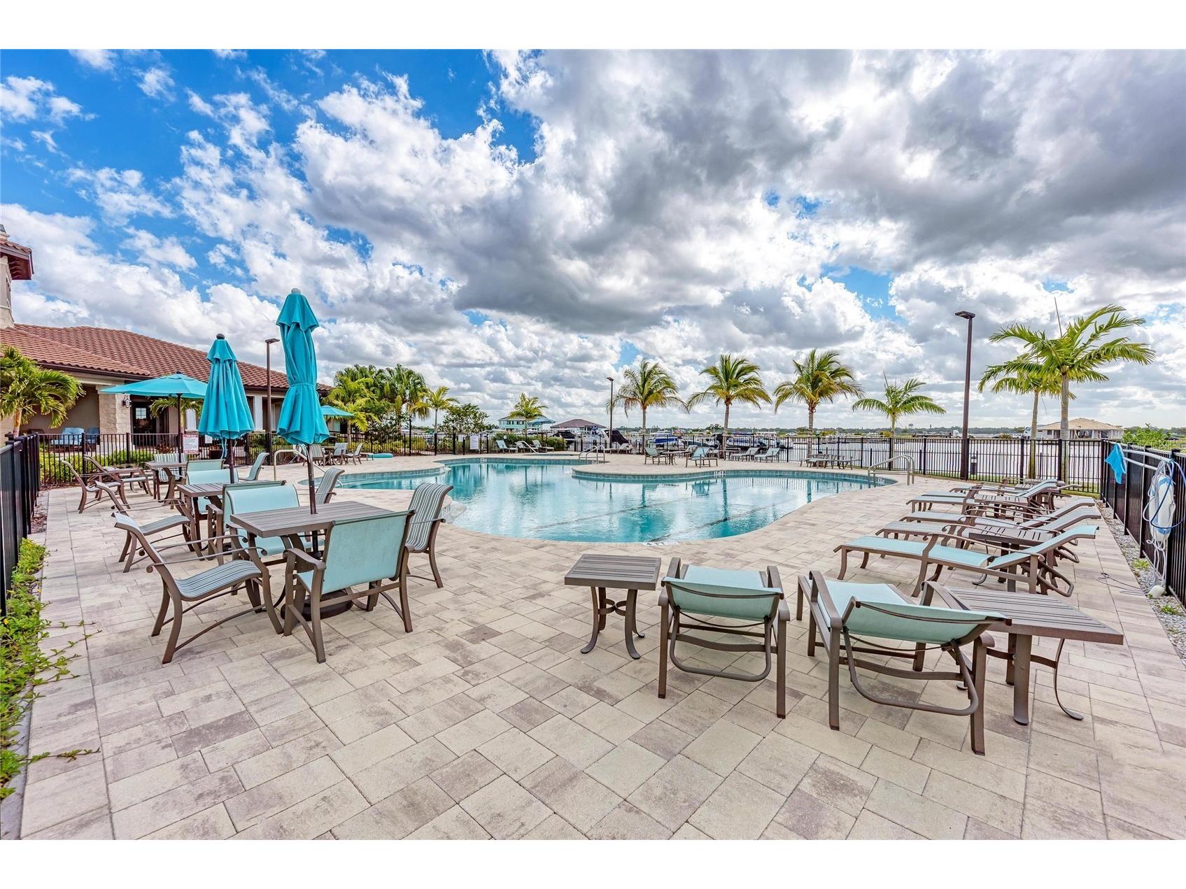 1814 5th St E Palmetto FL 34221 A4694804 image99