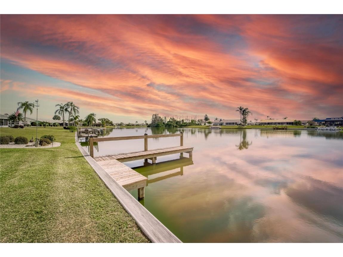 1814 Bunker Hill Drive Sun City Center FL 33573 - Middle lake T3353262 image1