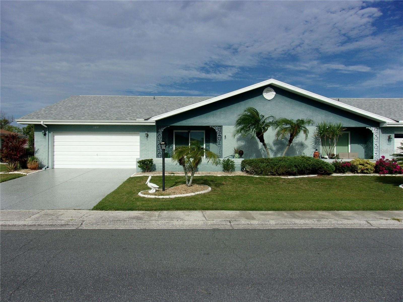 1814 Columbine Place Sun City Center FL 33573 A4678190 image1