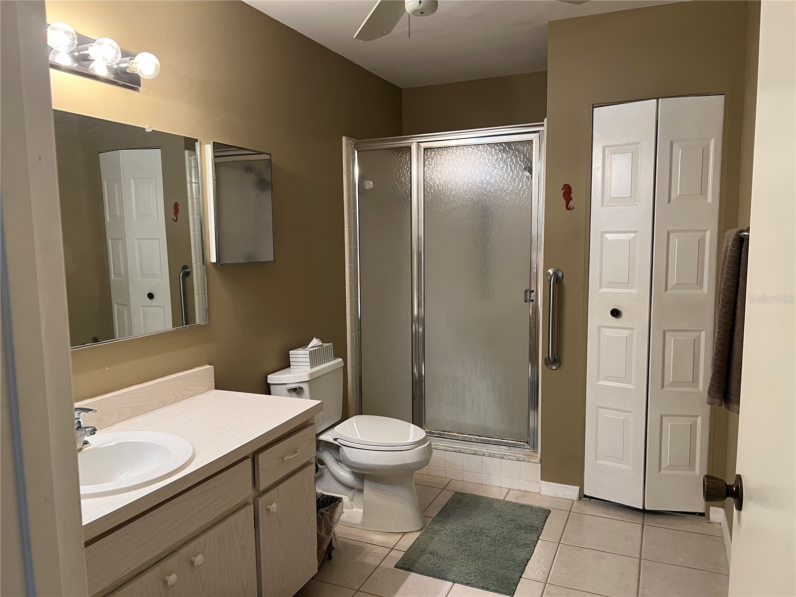 1814 Columbine Place Sun City Center FL 33573 A4678190 image10