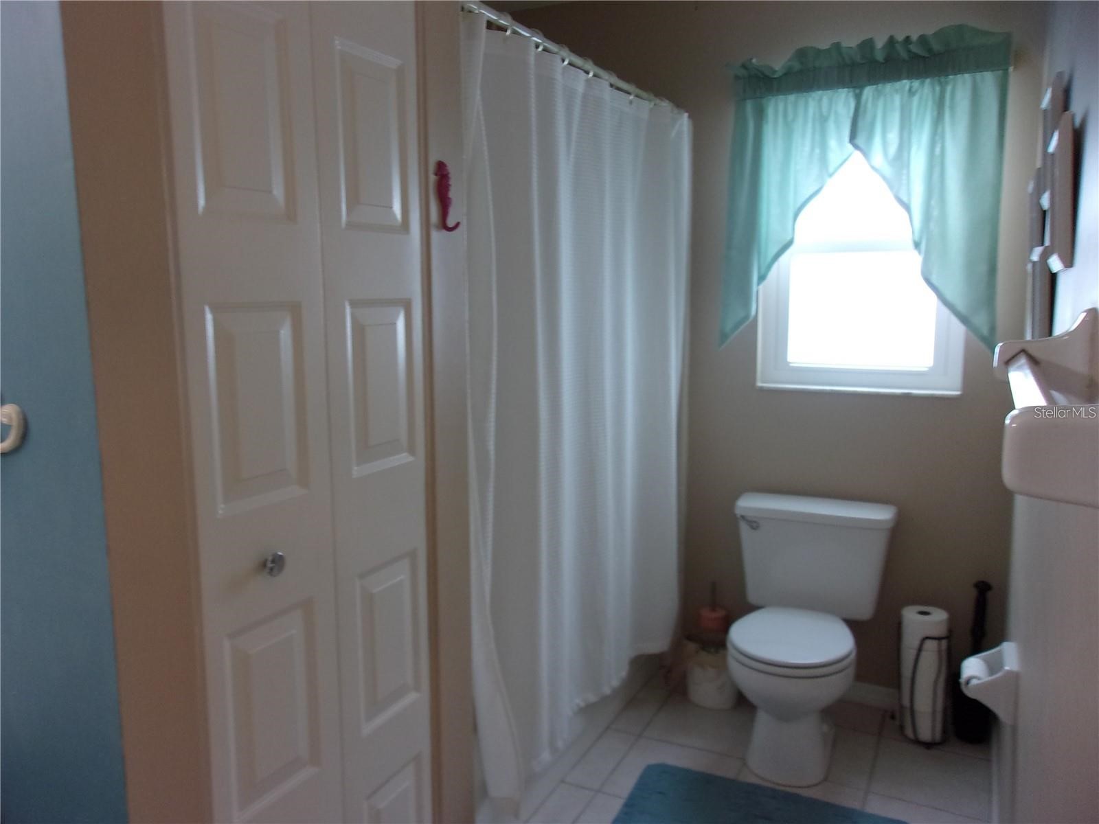1814 Columbine Place Sun City Center FL 33573 A4678190 image14