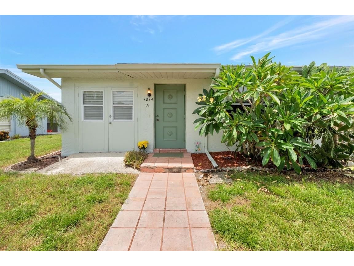 1814 Foxhunt Drive #A Sun City Center FL 33573 TB8413807 image2