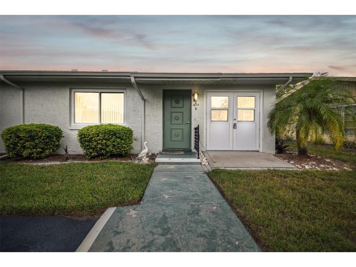 1814 Foxhunt Drive #B Sun City Center FL 33573 T3476062 image1
