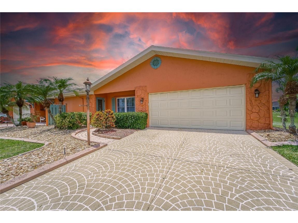 1814 N Pebble Beach Boulevard Sun City Center FL 33573 - Mirror Lake T3389865 image1