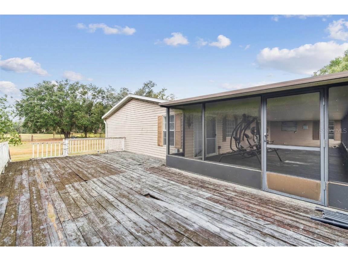 1814 Wise Road Zephyrhills FL 33540 TB8451967 image40