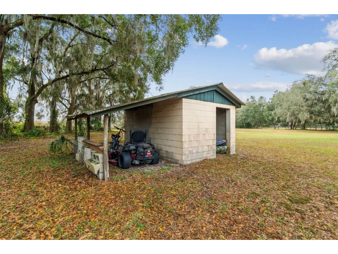 1814 Wise Road Zephyrhills FL 33540 TB8451967 image43