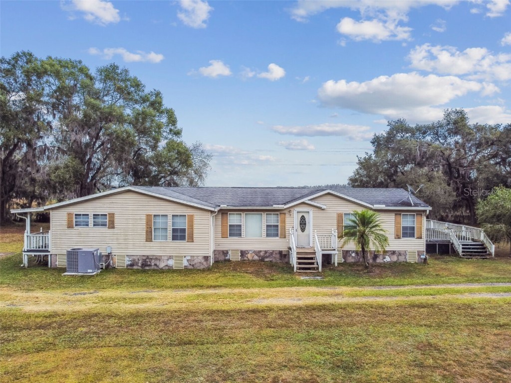 1814 Wise Road Zephyrhills FL 33540 TB8451967 image54