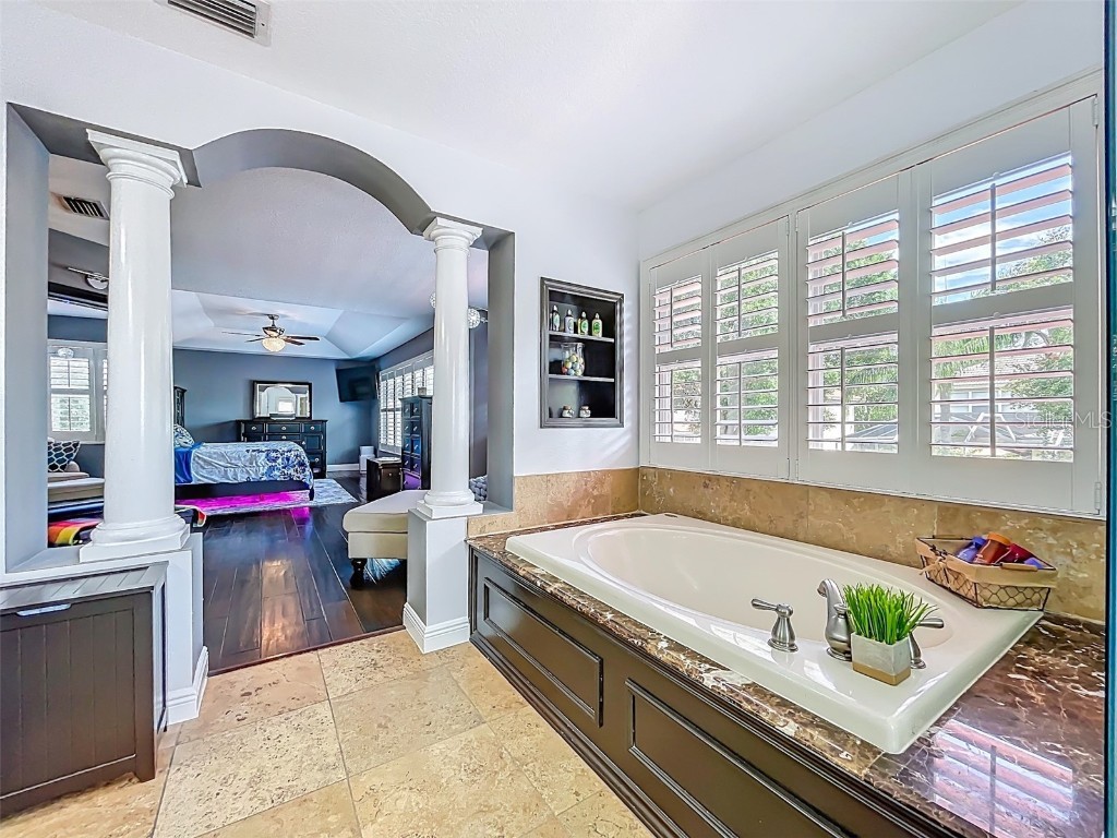 18142 Regents Square Drive Tampa FL 33647 TB8408270 image24