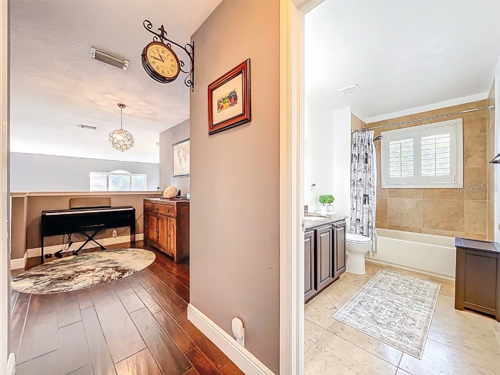 18142 Regents Square Drive Tampa FL 33647 TB8408270 image56