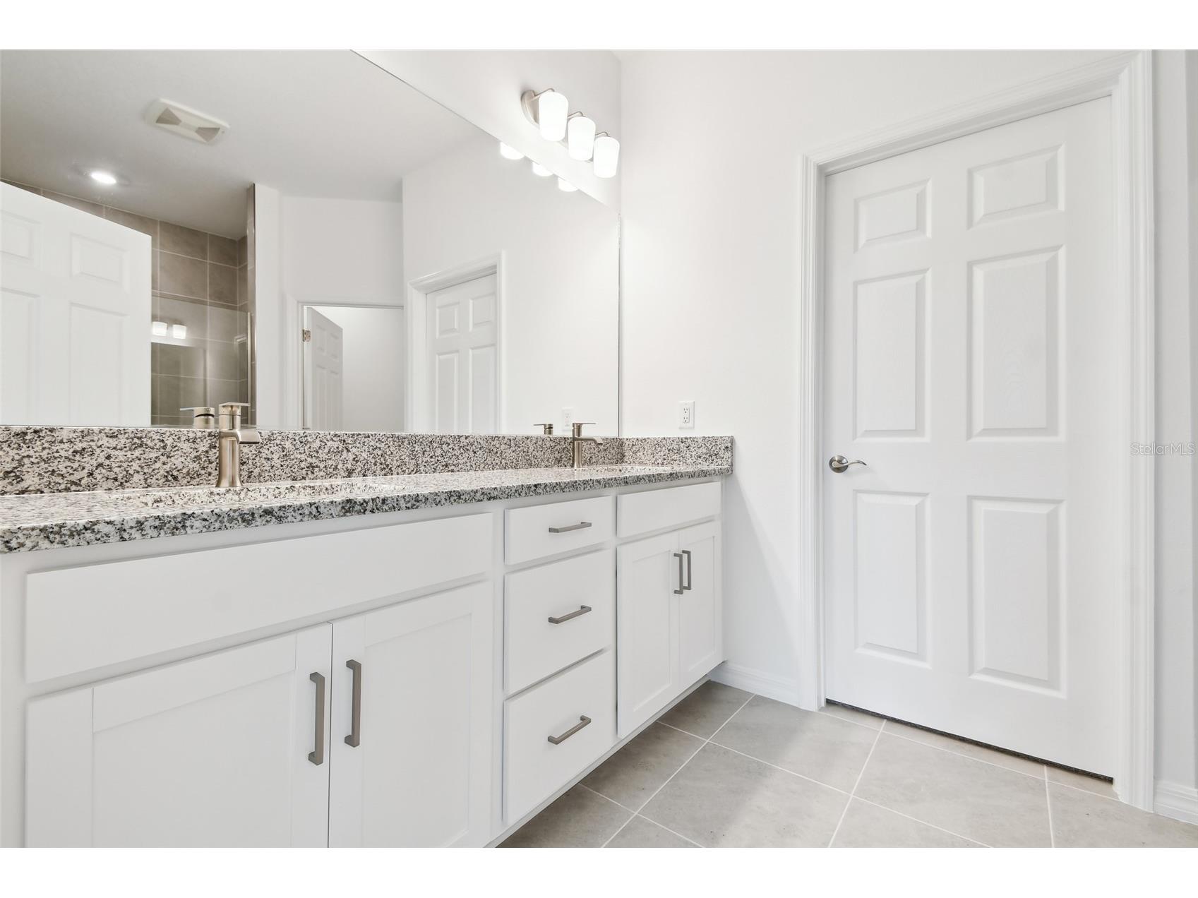 18146 Cherished Loop Lakewood Ranch FL 34211 R4910772 image6