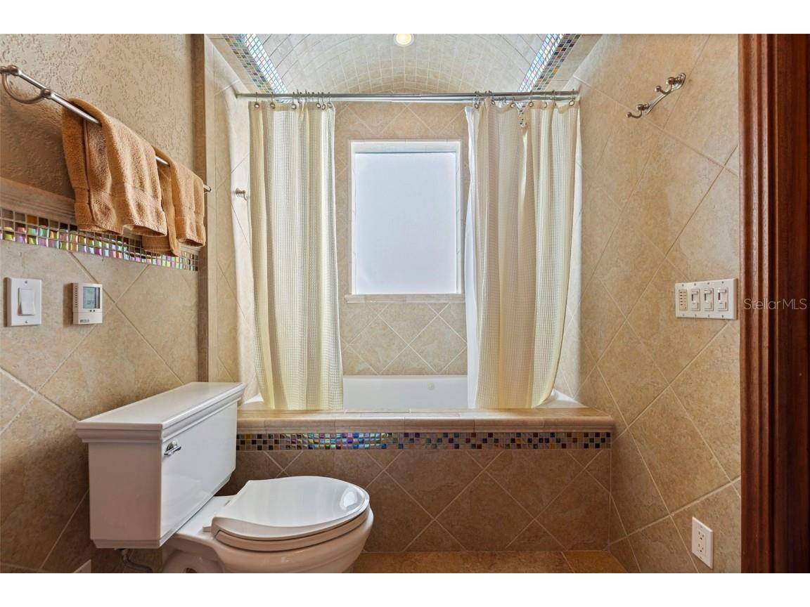 1815 Bayou Grande Boulevard NE Saint Petersburg FL 33703 - TAMPA BAY TB8460108 image30