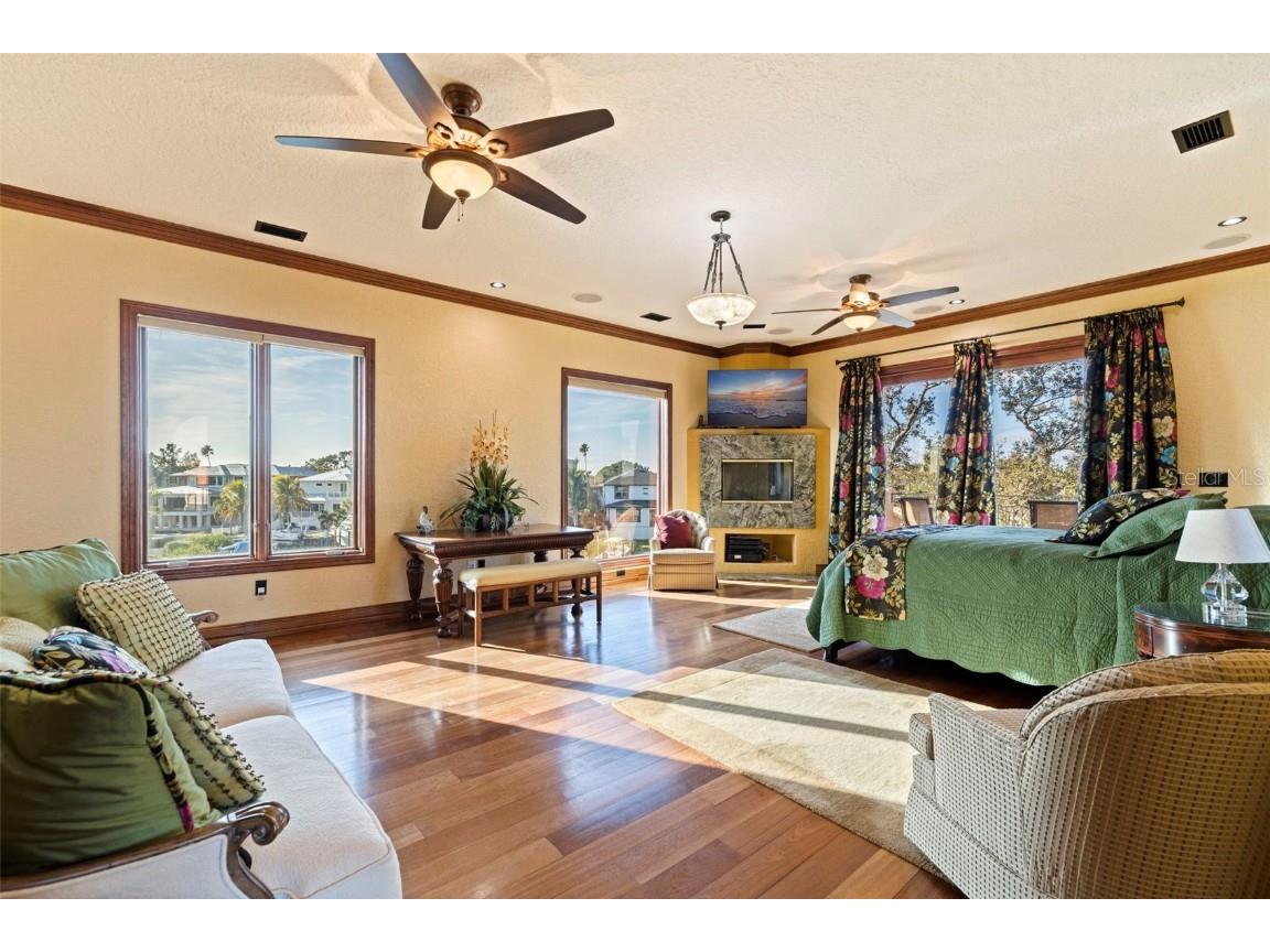 1815 Bayou Grande Boulevard NE Saint Petersburg FL 33703 - TAMPA BAY TB8460108 image38