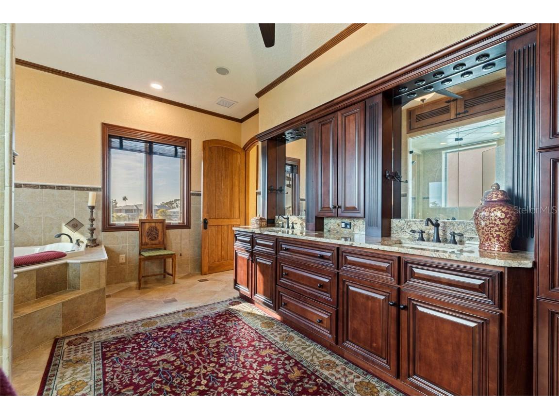 1815 Bayou Grande Boulevard NE Saint Petersburg FL 33703 - TAMPA BAY TB8460108 image45