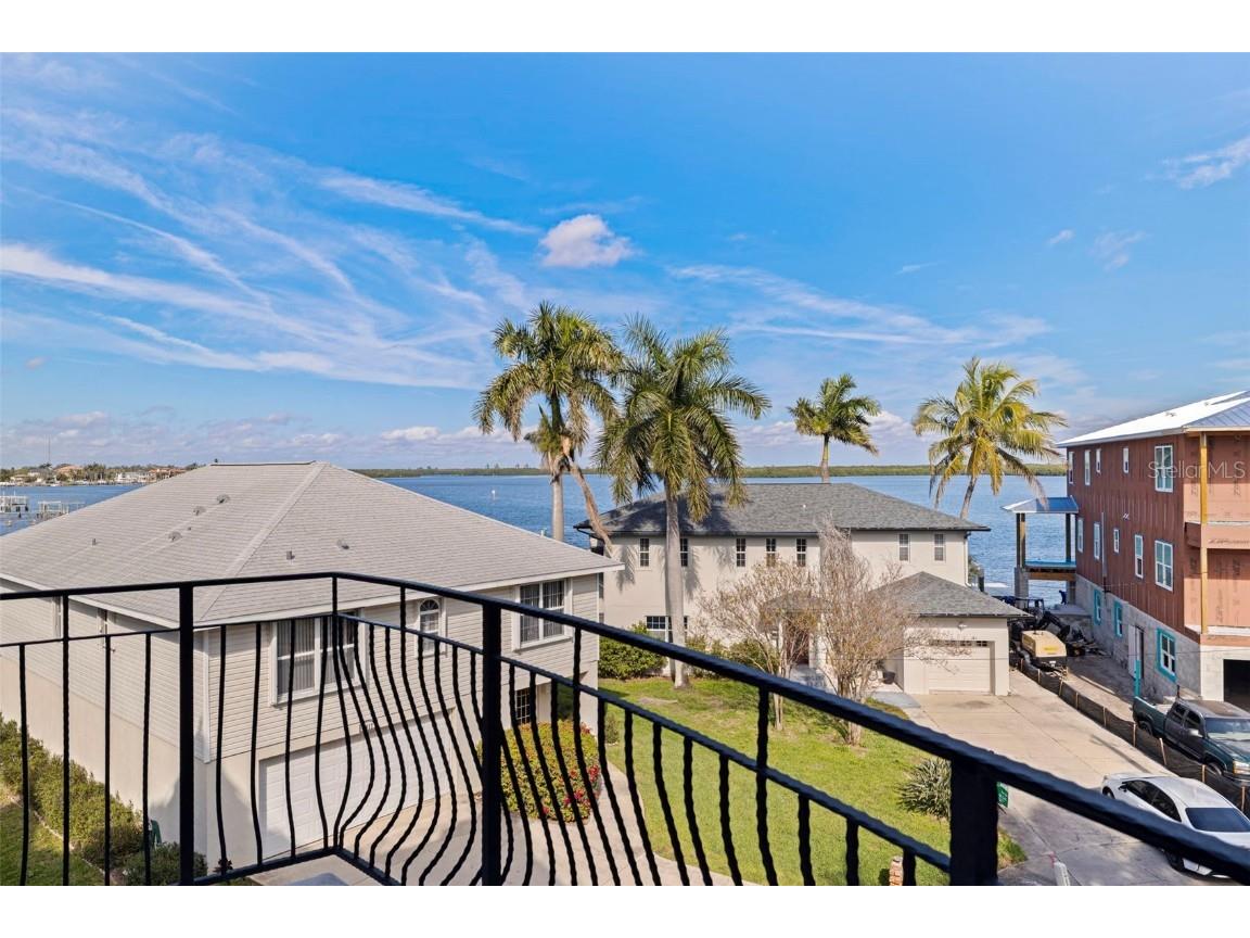 1815 Bayou Grande Boulevard NE Saint Petersburg FL 33703 - TAMPA BAY TB8460108 image52