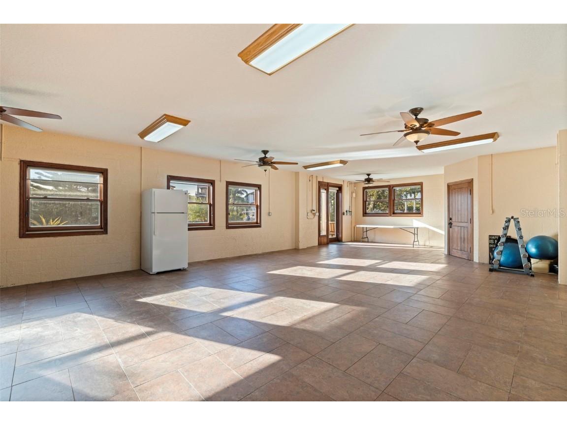 1815 Bayou Grande Boulevard NE Saint Petersburg FL 33703 - TAMPA BAY TB8460108 image67