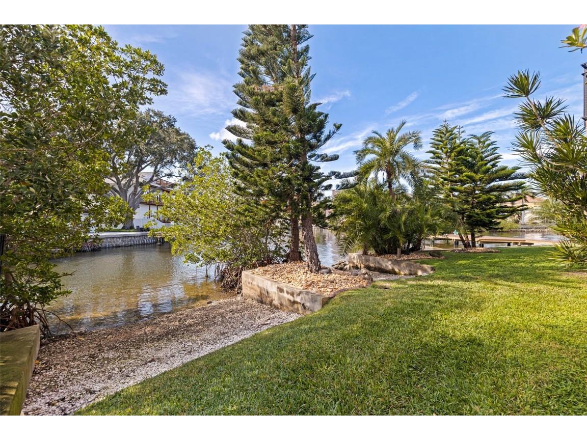 1815 Bayou Grande Boulevard NE Saint Petersburg FL 33703 - TAMPA BAY TB8460108 image70
