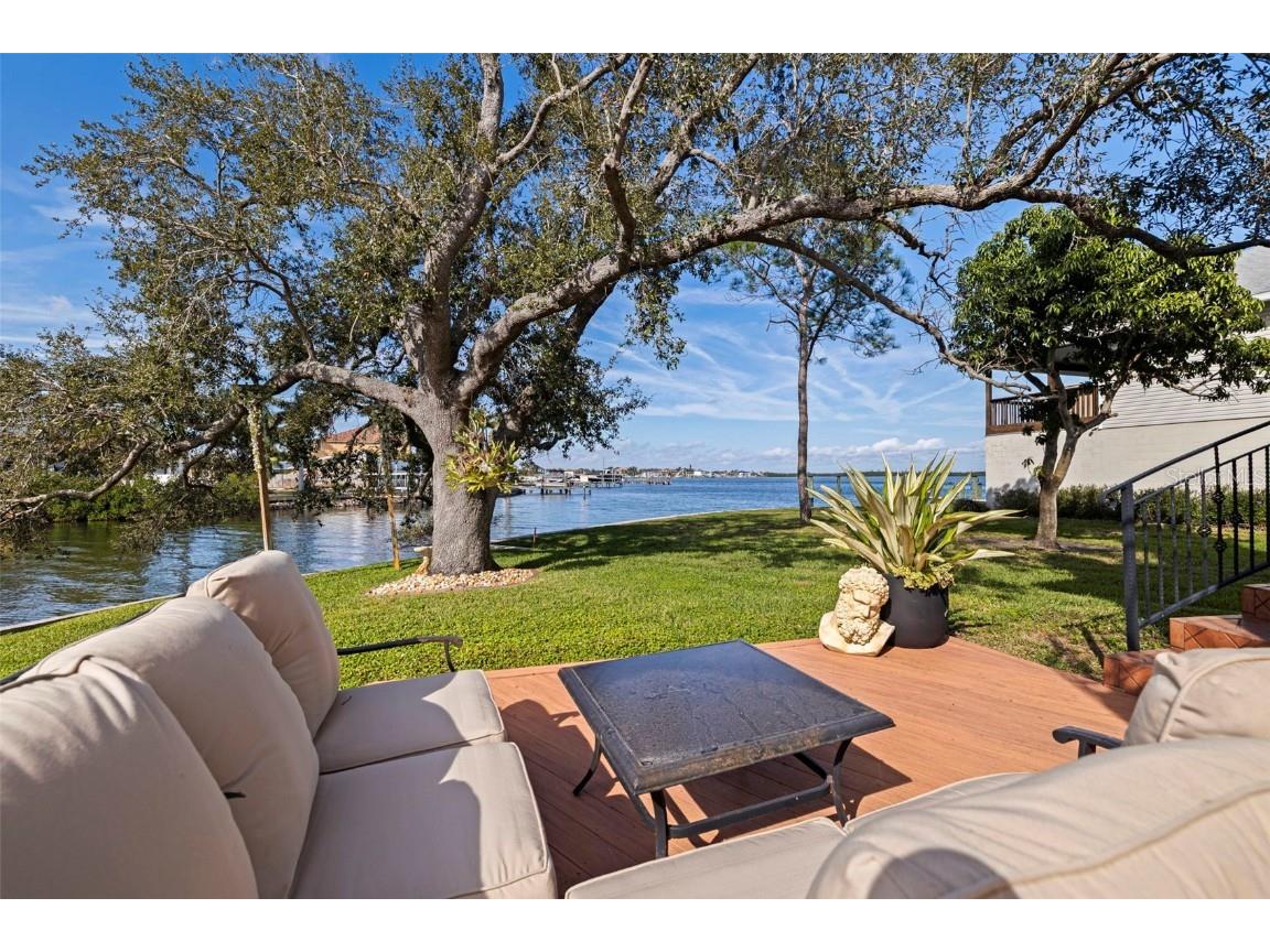 1815 Bayou Grande Boulevard NE Saint Petersburg FL 33703 - TAMPA BAY TB8460108 image77