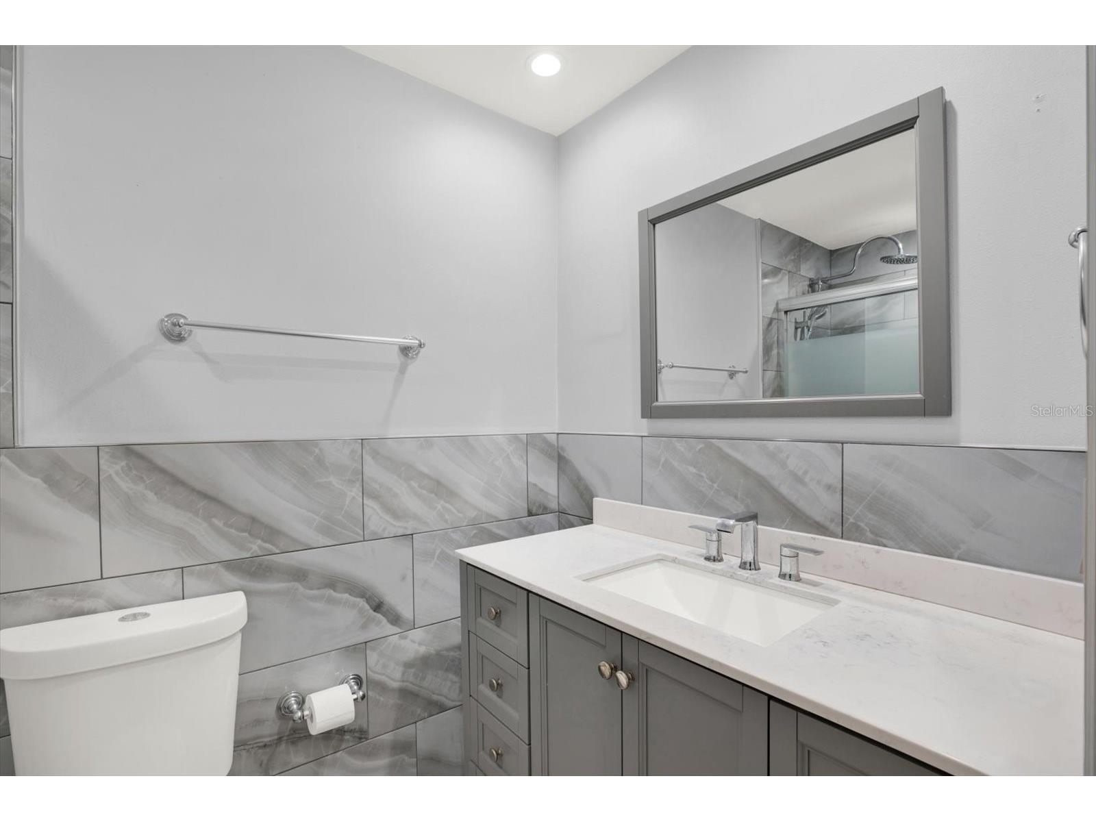 1815 Chateau Drive E Clearwater FL 33756 TB8498397 image13