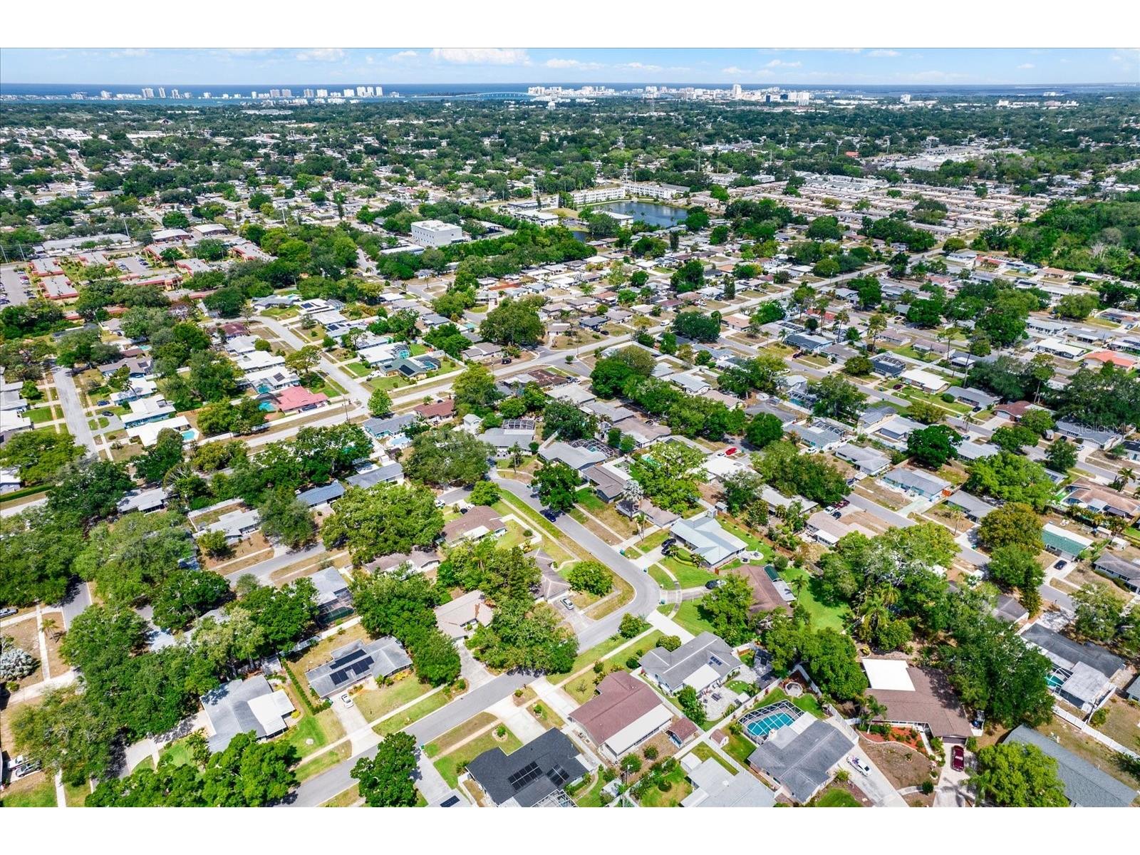 1815 Chateau Drive E Clearwater FL 33756 TB8498397 image19